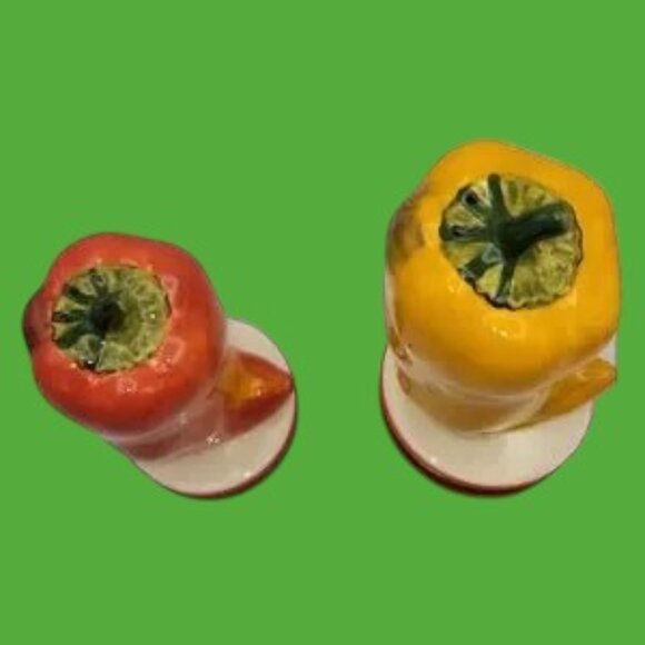 Hot Pepper Salt & Pepper Shakers Mexican Decor Colorful - Picture 4 of 5